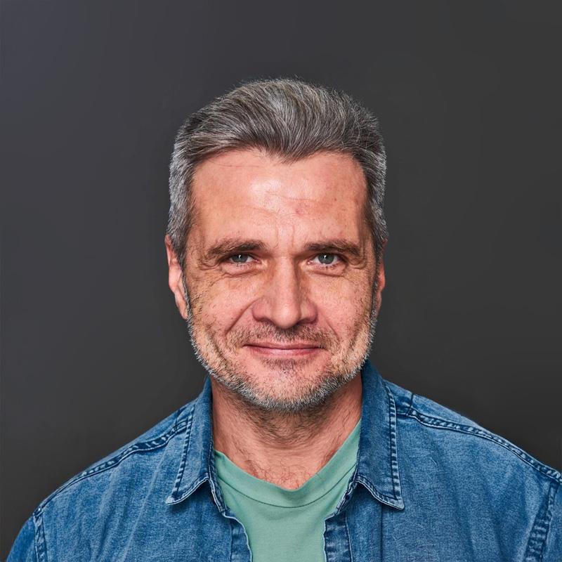 Постер Максим Кушников