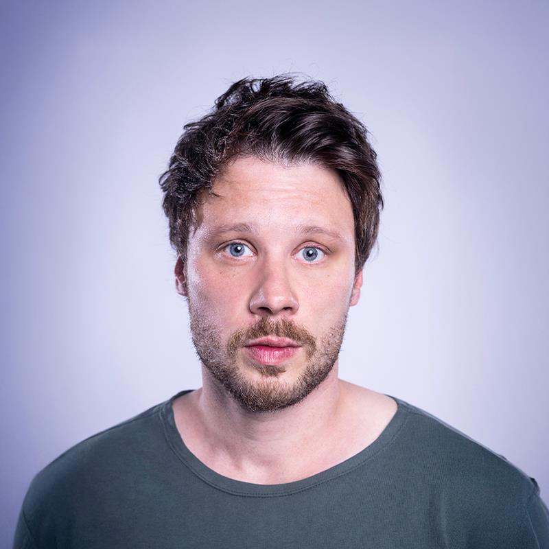 Постер Младен Совиль