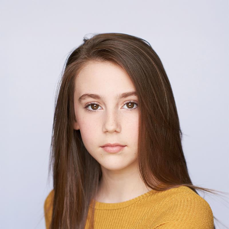 Постер Тейлор Бедфорд