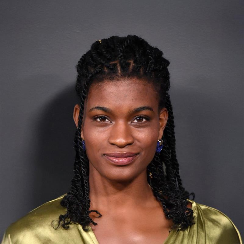 Постер Эшли Романс