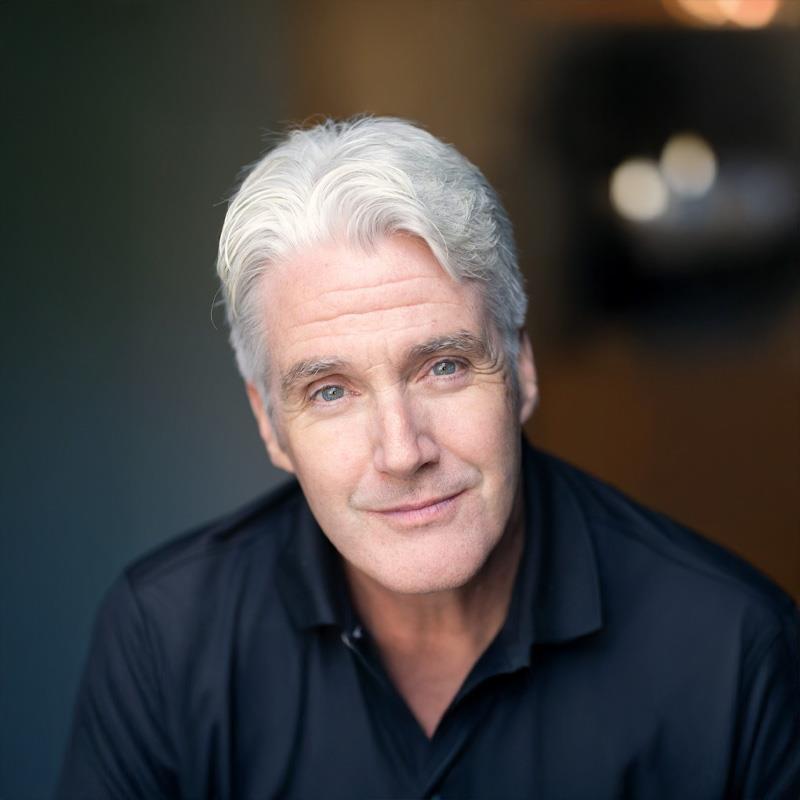 Постер Брюс Динсмор