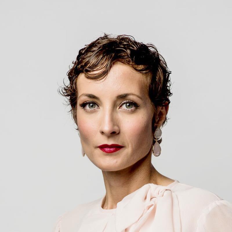 Постер Ирене Анула