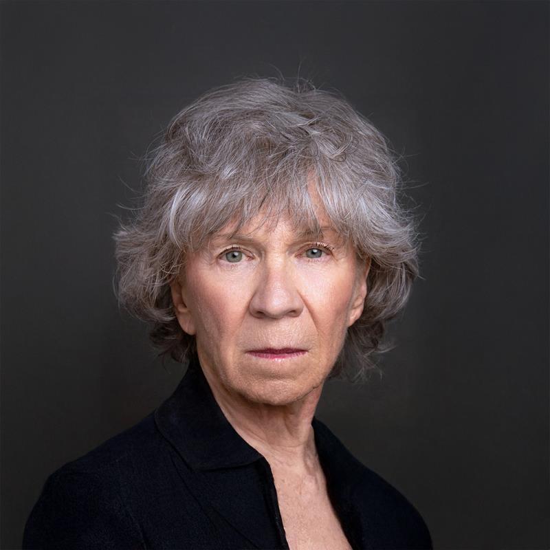 Постер Мэри Элизабет Баррет