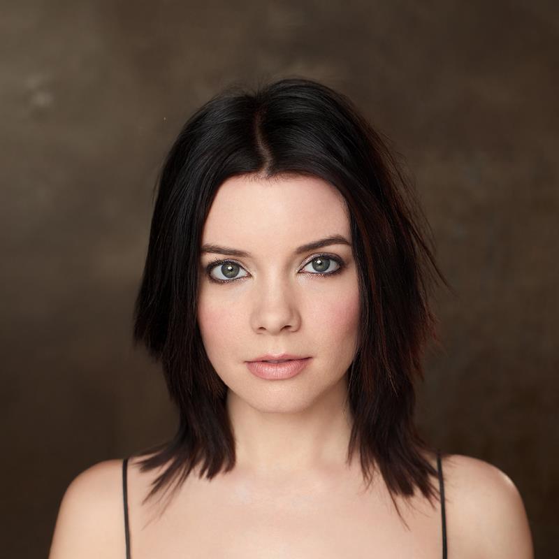 Постер Черами Ли