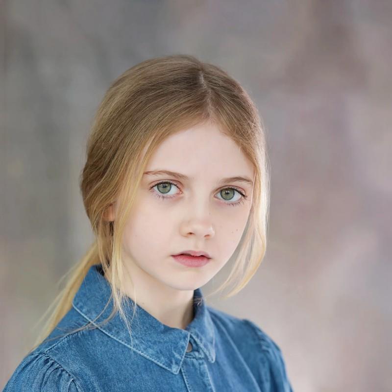 Постер Эви Темплтон