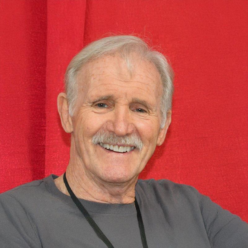 Постер Майкл Белл