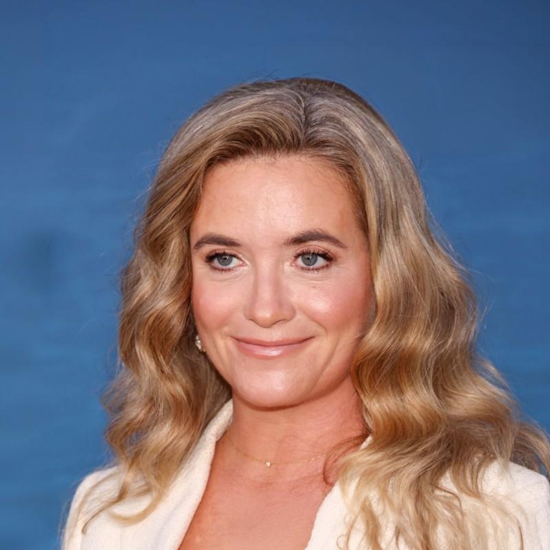 Постер Дженна Ламия