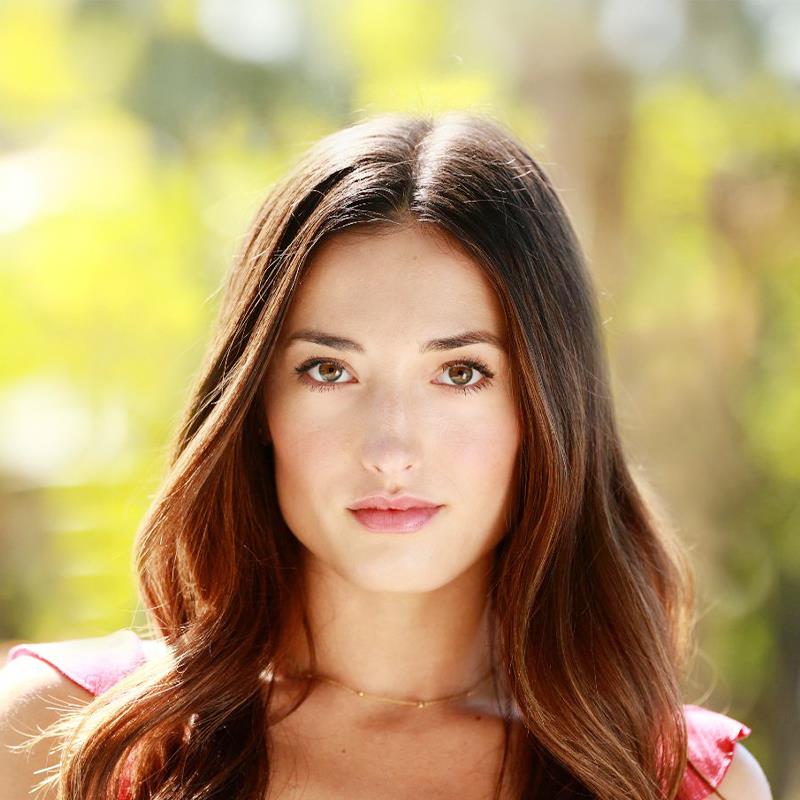 Постер Лекси Контурси