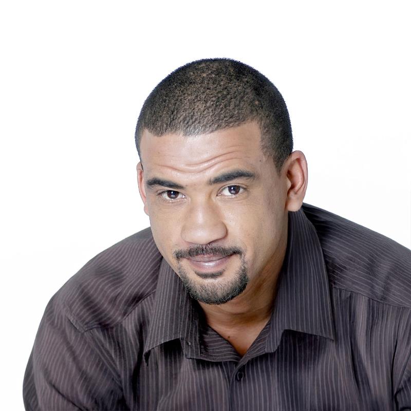 Постер Брендон Дэниелс