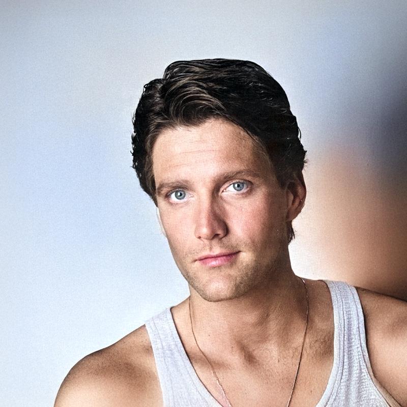 Постер Скотт Томпсон Бэйкер