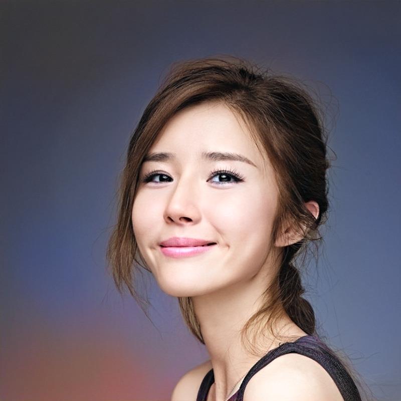 Постер Анна Фан