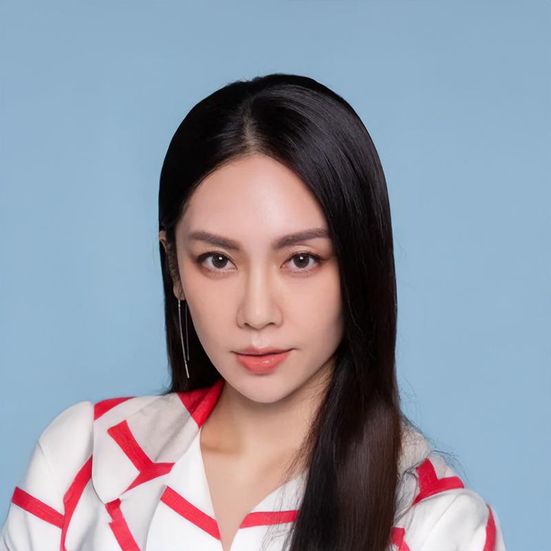 Постер Келли Ляо