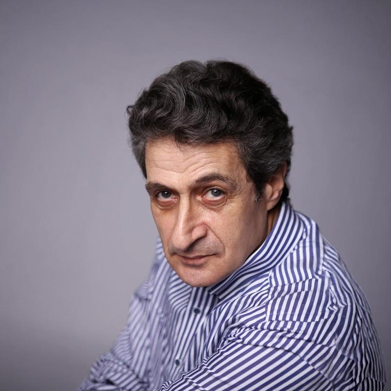 Постер Аршак Оганян