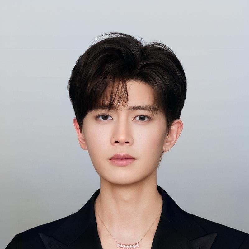 Постер Жэнь Цзялунь