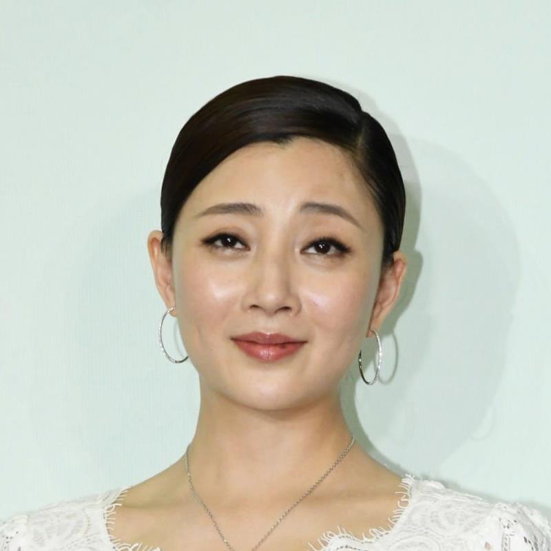 Постер Инь Тао