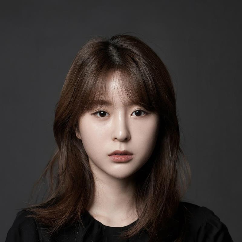 Постер Ким Ну-ри