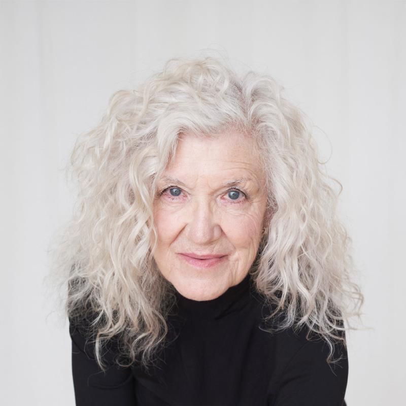 Постер Анхела Лопес Гамональ