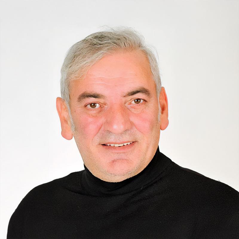 Постер Абидин Еребакан