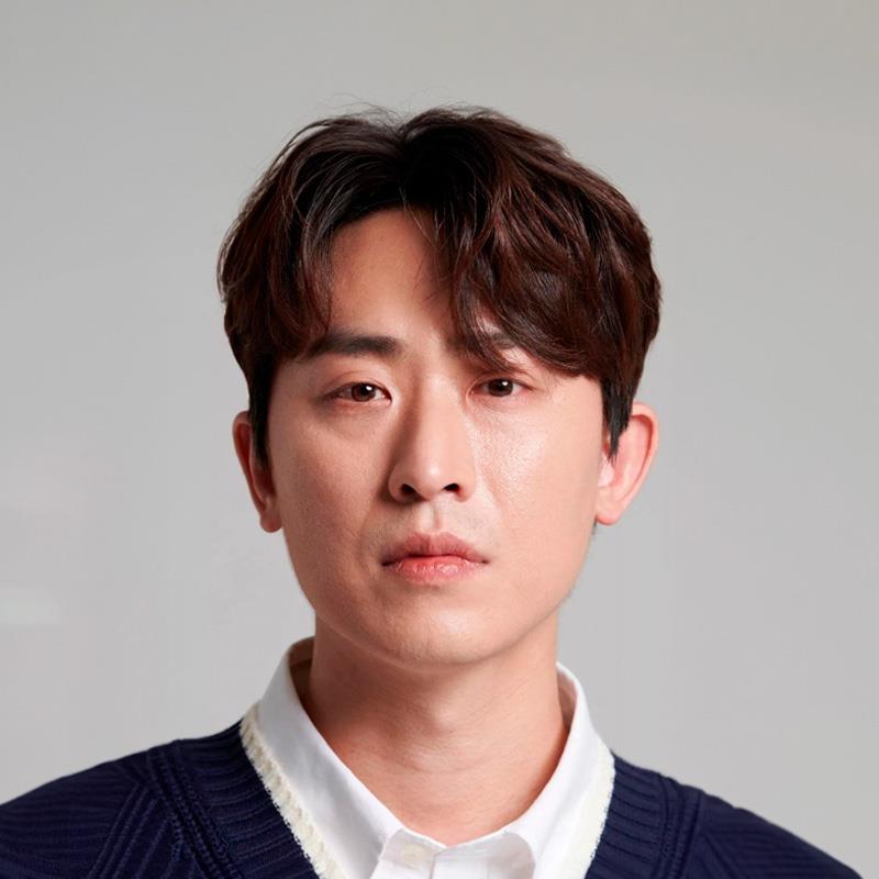 Постер Чо Ён-джун