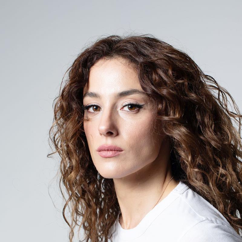 Постер Джансу Тосун