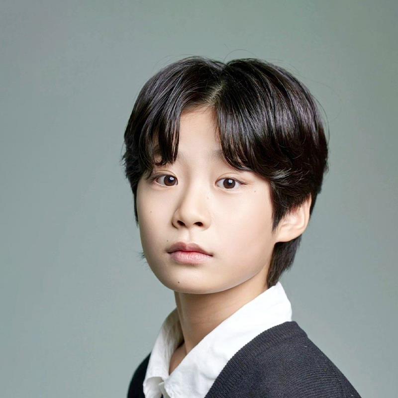 Постер Ли Джу-вон