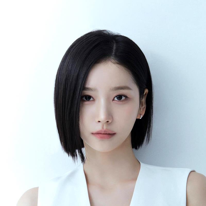 Постер Ли Хва-гём