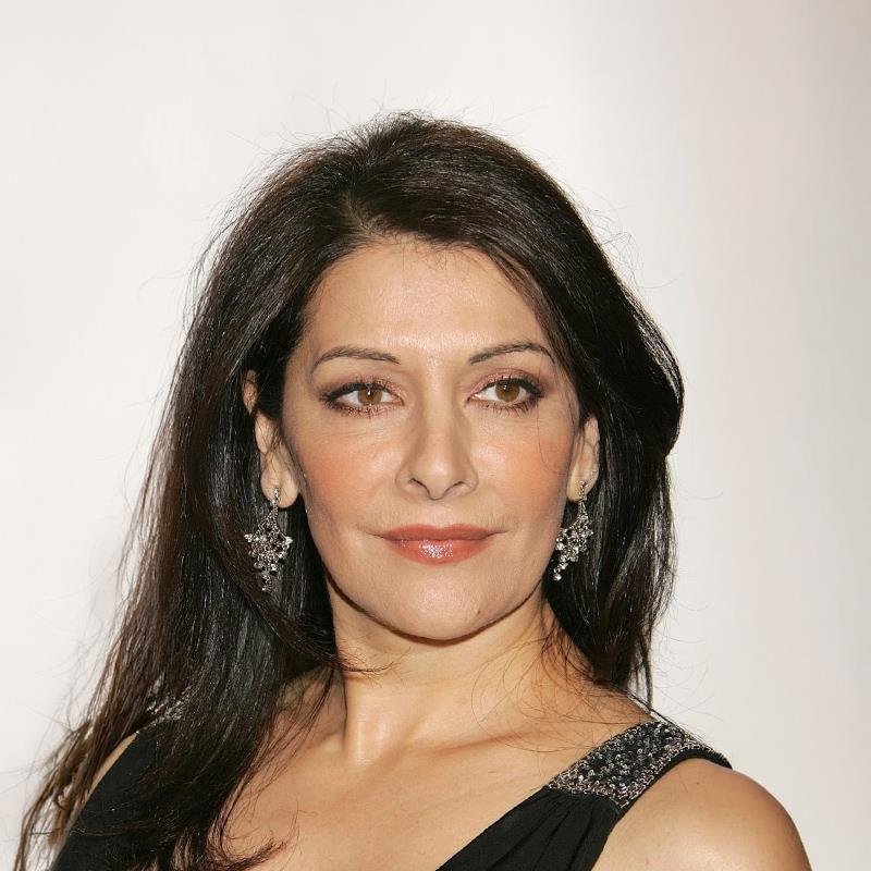 Постер Марина Сиртис