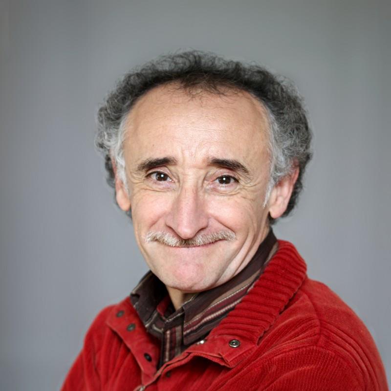 Постер Мишель Кремадес