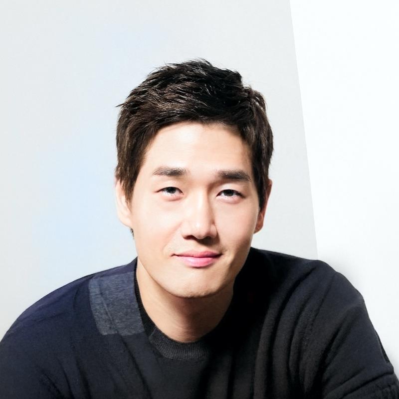 Постер Ю Джи-тхэ