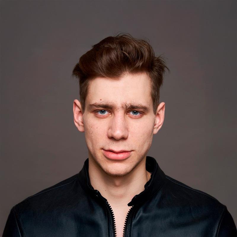 Постер Илья Лейбин