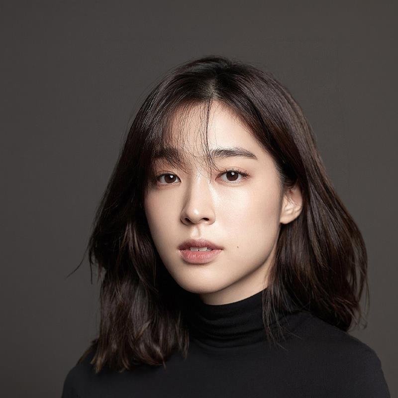 Постер Чхве Сон-ын