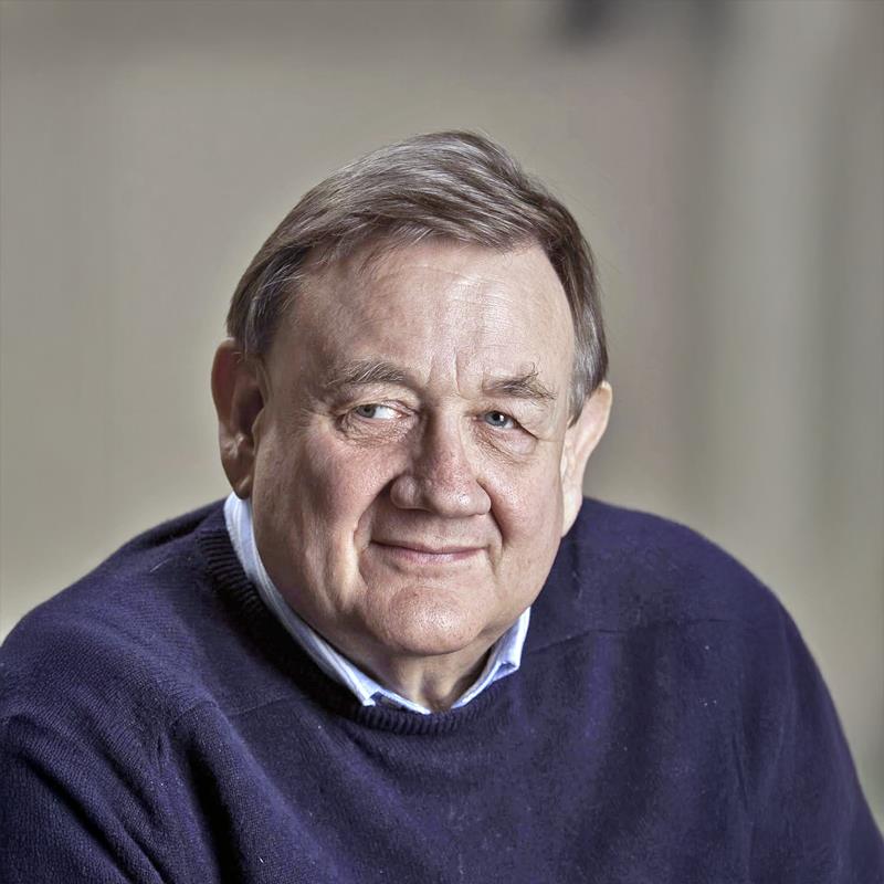 Постер Пол Брук