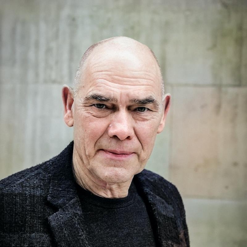 Постер Питер Гиннесс