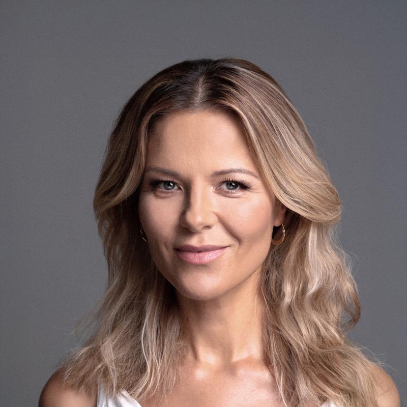 Постер Олья Хрустич