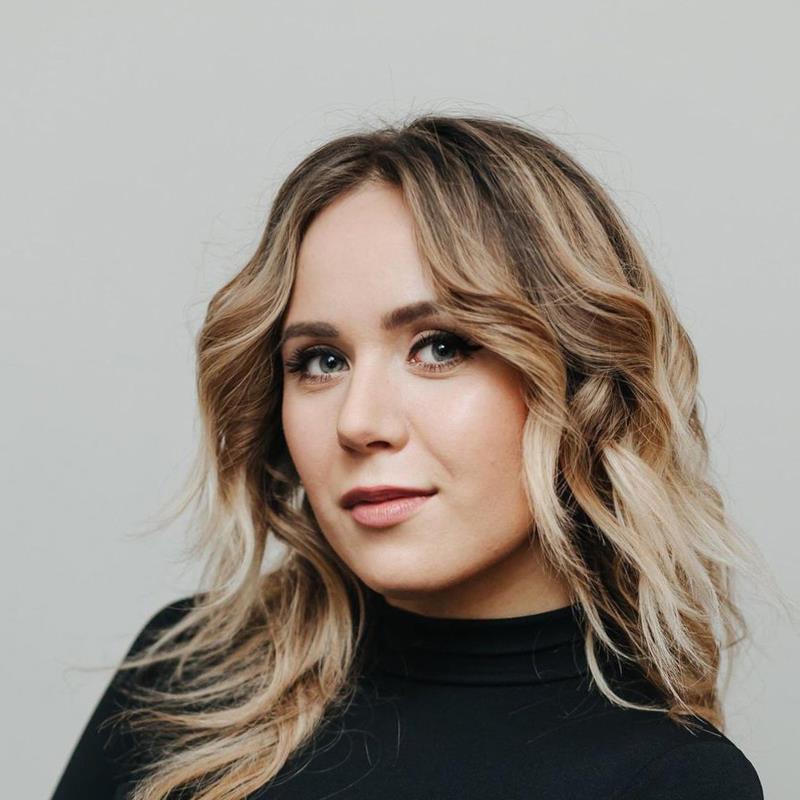 Постер Анастасия Лучинина