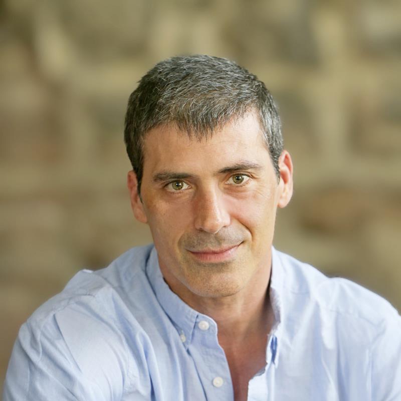 Постер Энтони Десандо