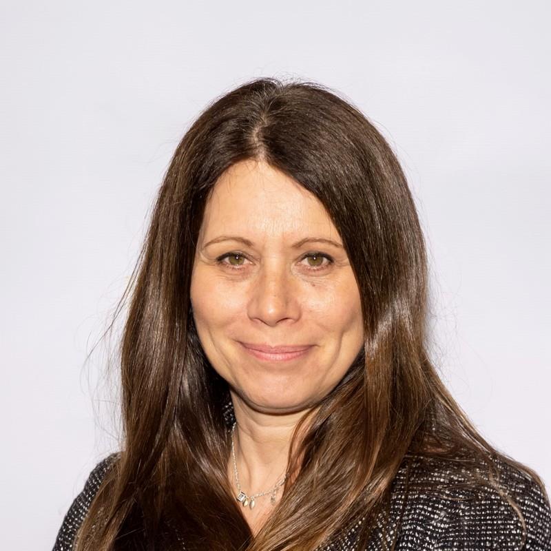 Постер Элизабет Бракко