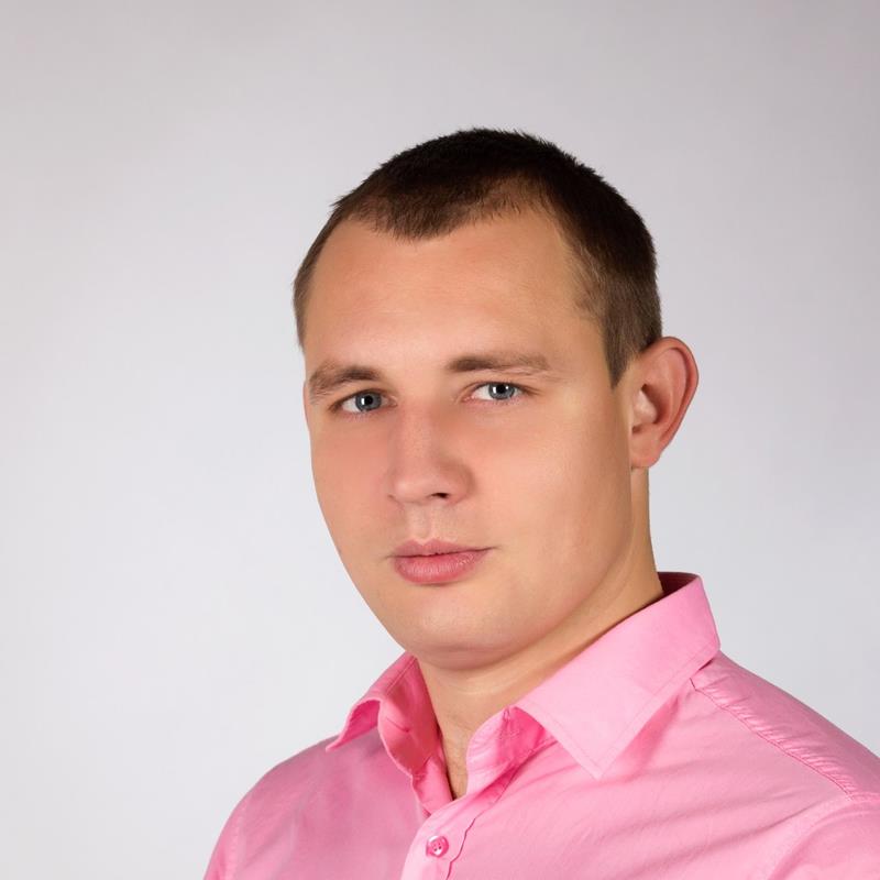 Постер Александр Головач