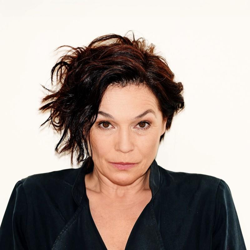 Постер Юлия Штембергер