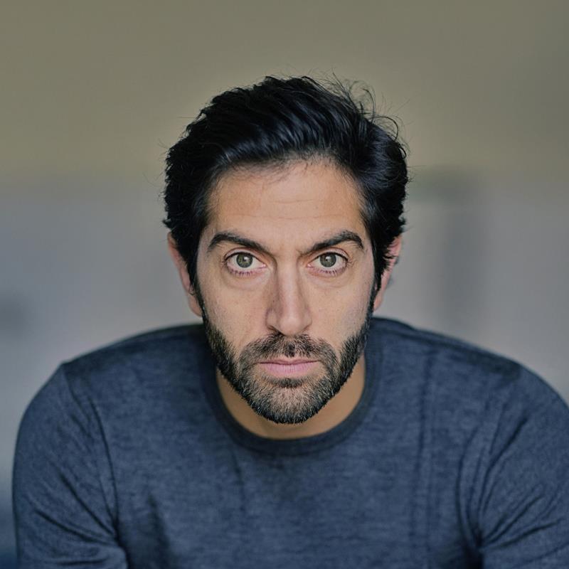 Постер Матьё Делярев