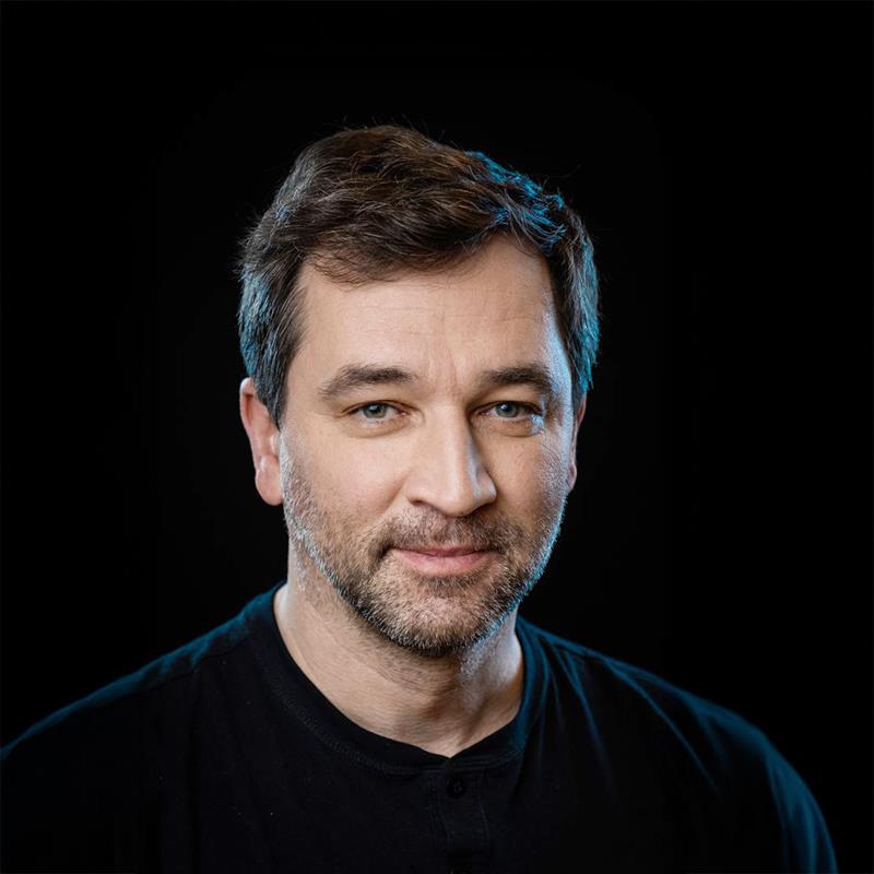 Постер Ондрей Сокол