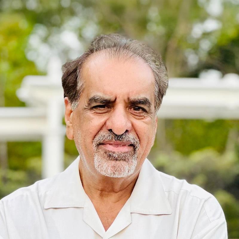 Постер Кави Раз