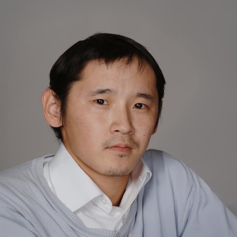 Постер Роман Дорофеев
