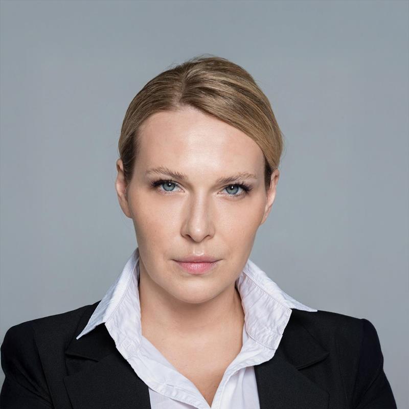 Постер Екатерина Новикова