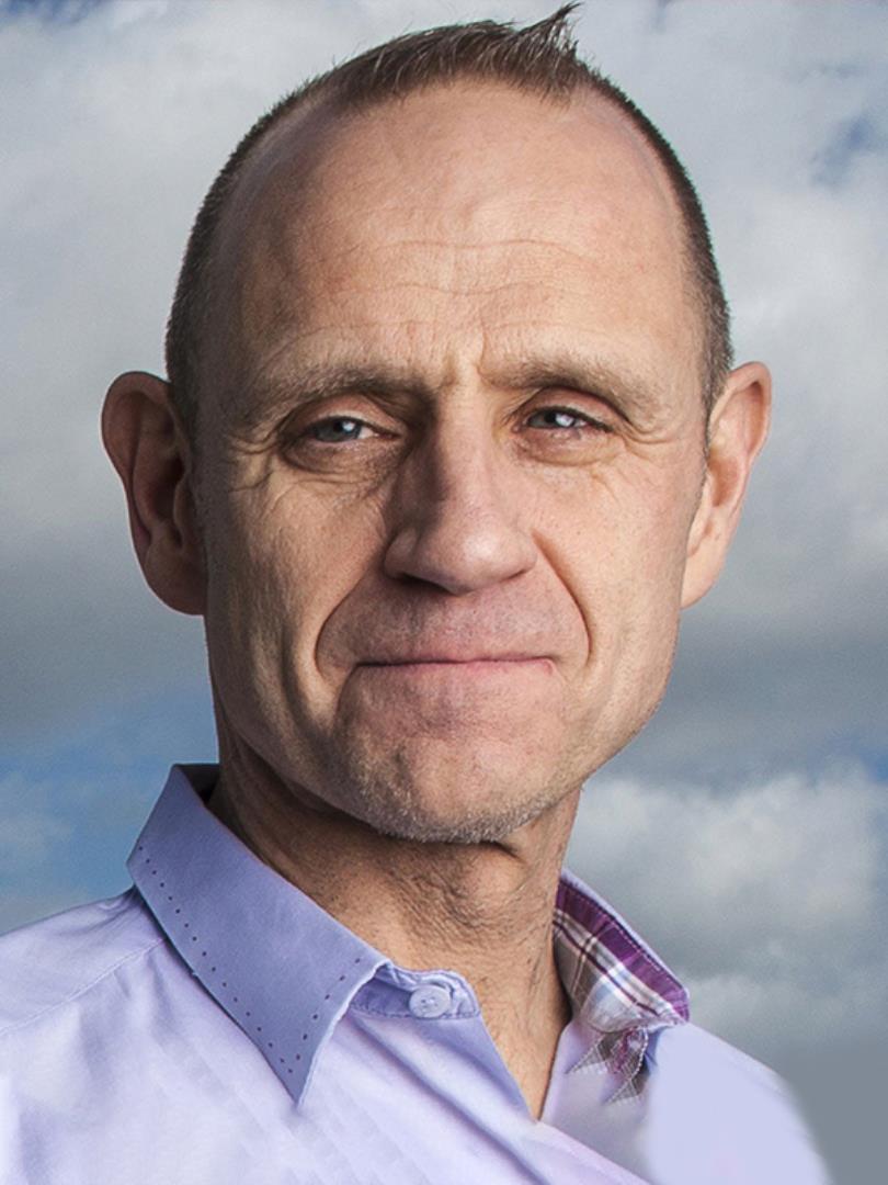 Постер Evan Davis