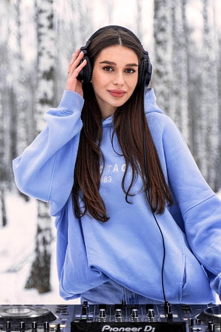 Avilee. Forest - Lviv _ Melodic House & Afro House DJ Mix (avilee-forest-lviv-melodic-house-afro-house-dj-mix) Музыка