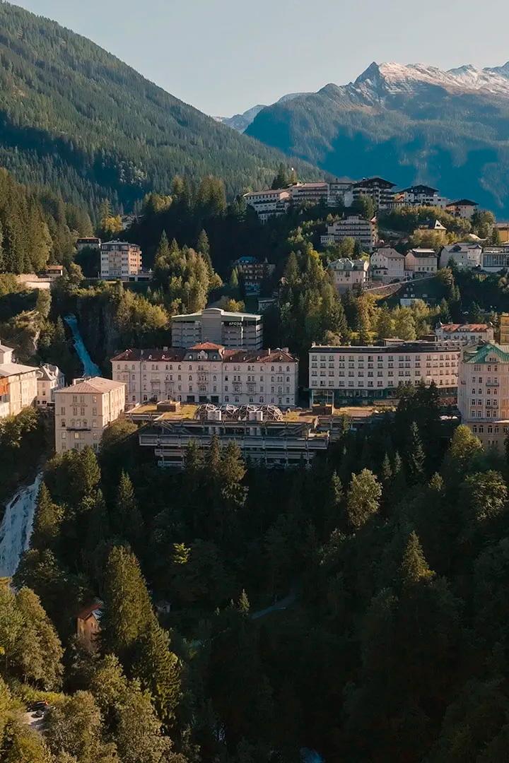 Bienvenue à Bad Gastein ! La diva des Alpes (bienvenue-bad-gastein-la-diva-des-alpes) Документальный фильм