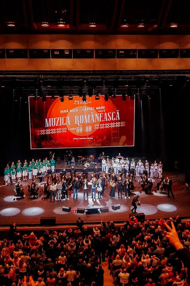 Țară mică, cântec mare.Youth Orchestra. Muzica anilor 70-90 (ar-mic-cntec-mareyouth-orchestra-muzica-anilor-70-90) Музыка