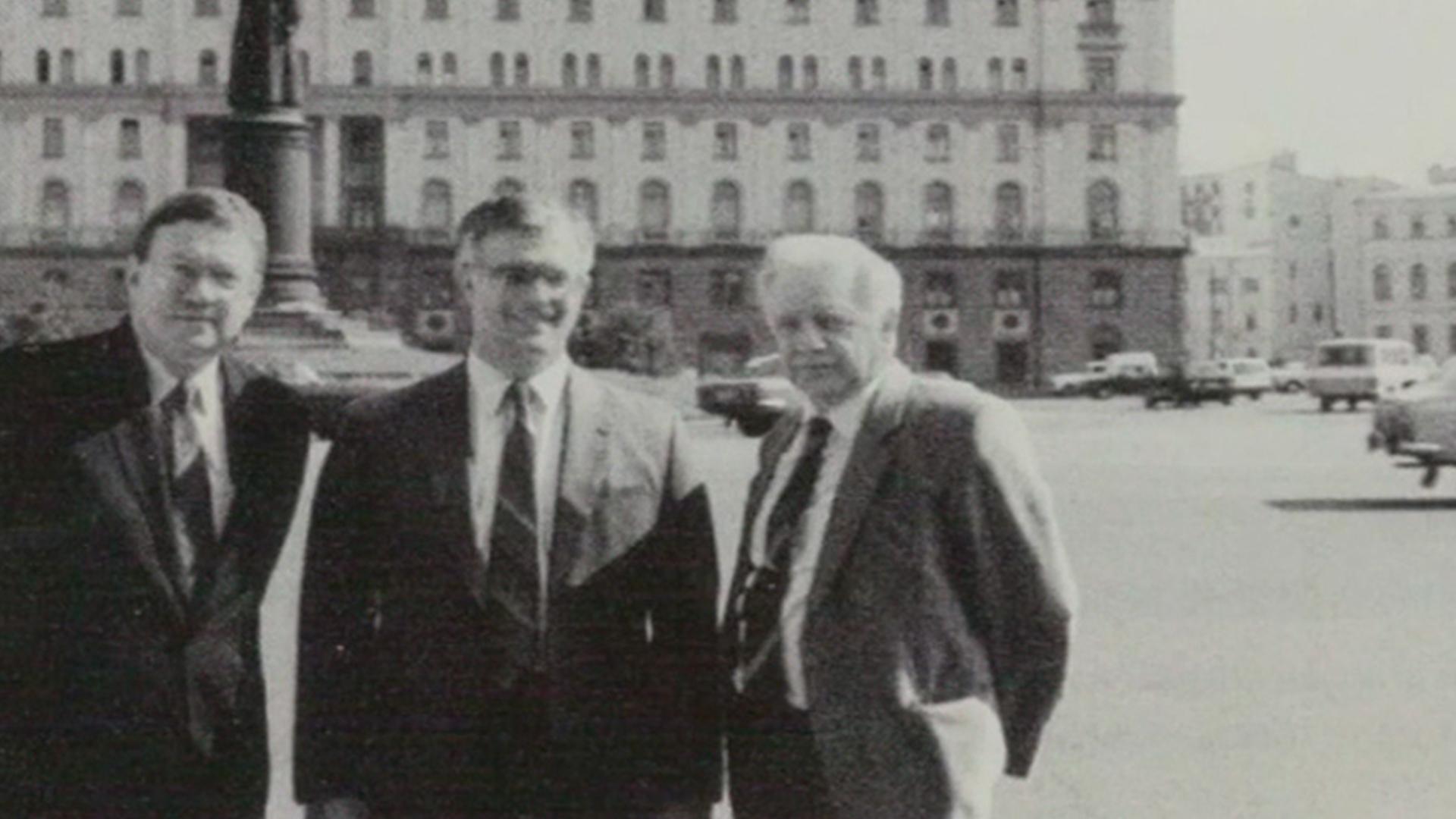 Дуэль разведок. Россия-США (duel-razvedok-rossija-ssha) Документальный сериал