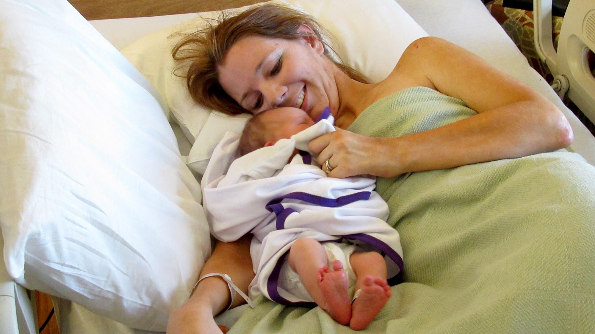 В инвалидном кресле: как я стала мамой (v-invalidnom-kresle-kak-ja-stala-mamoj) Документальный сериал